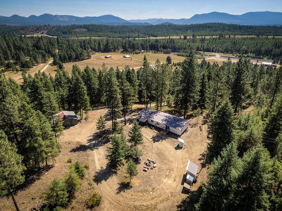 2nd image of 114 Twin Rivers Rd