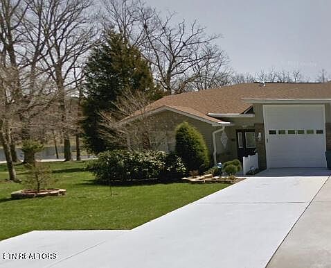 2nd image of 89 White Oak Cir