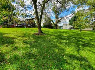 317 Sterling St, Staunton, VA 24401