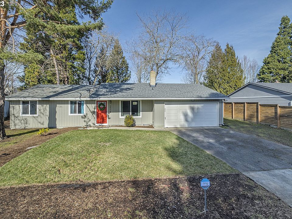 1st image of 2421 NE Kathryn St