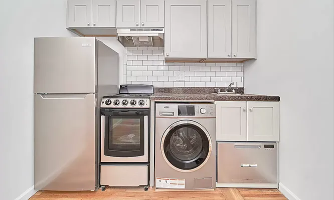 Rented by Living New York | media 7