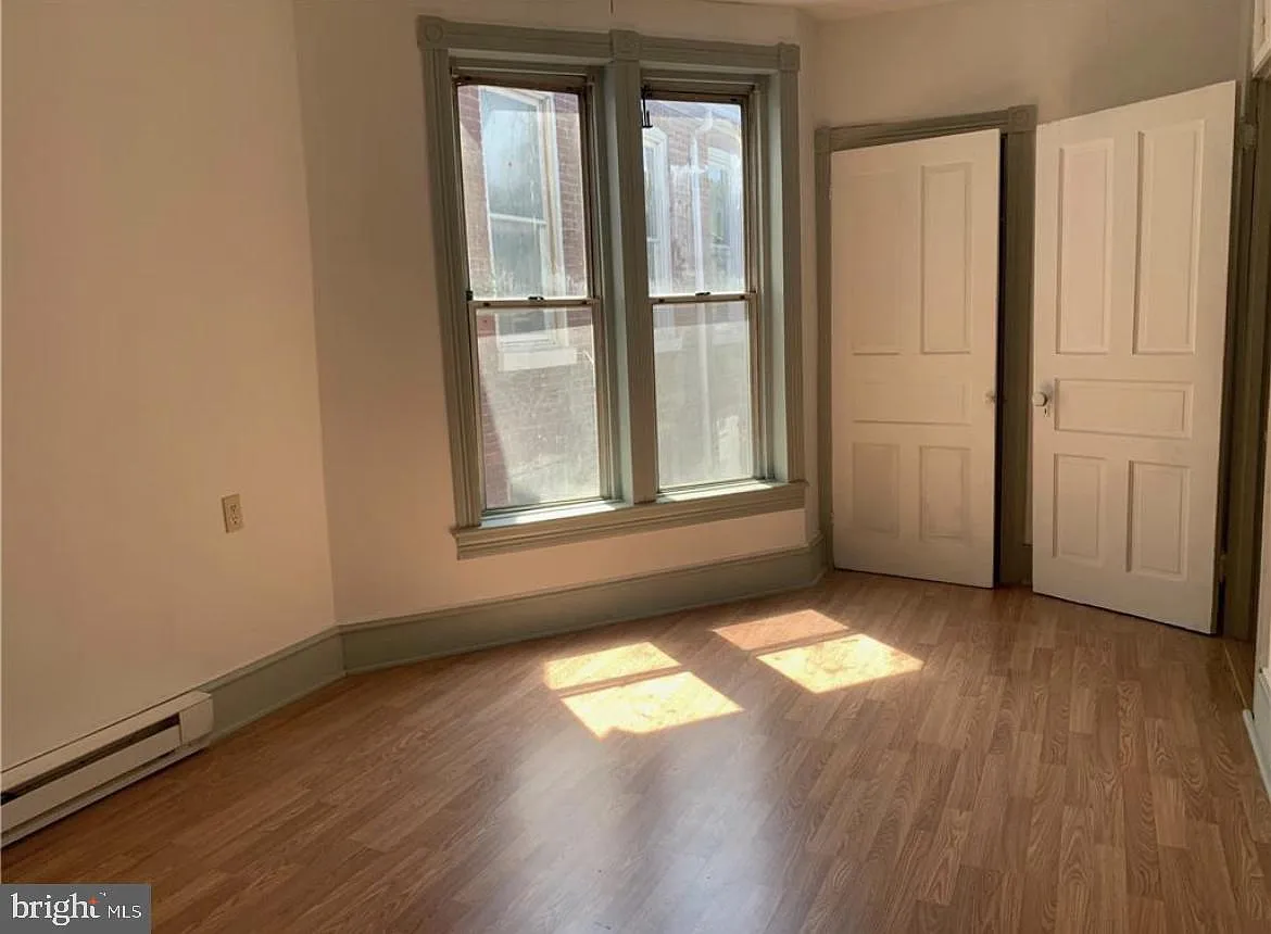 3 bed, 1100 sqft, $1,425 — Photo 4