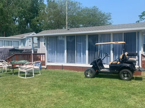 490 Empire Rd #Ebw072, Pt Colborne, ON L0S 1R0