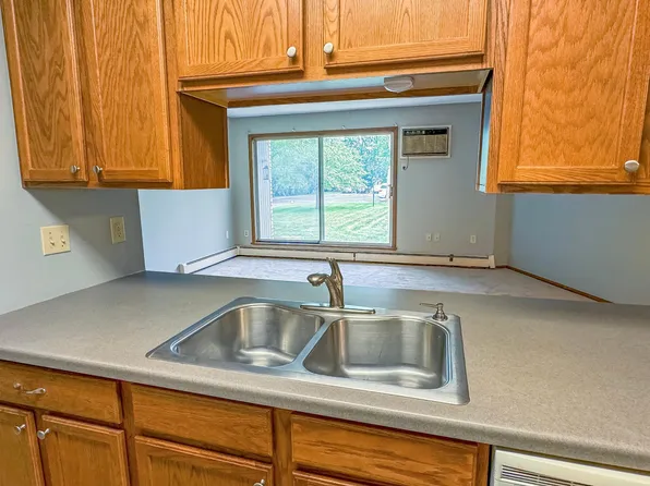 8935 Old Cedar Ave S APT 104, Bloomington, MN 55425