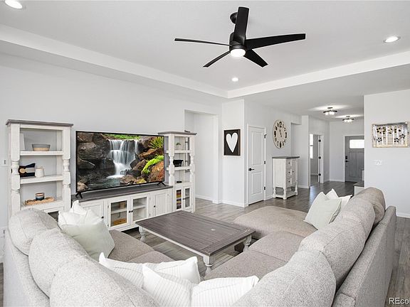 5th image of 39387 Stockton Circle