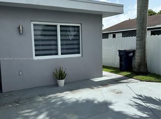 11631 SW 179th Ter, Miami, FL 33157