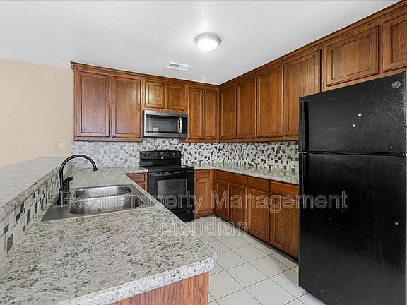 5th image of 5628 Blackmon Ct