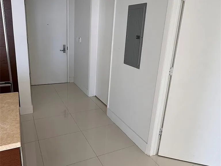 475 Brickell Ave #4913 — Photo 7