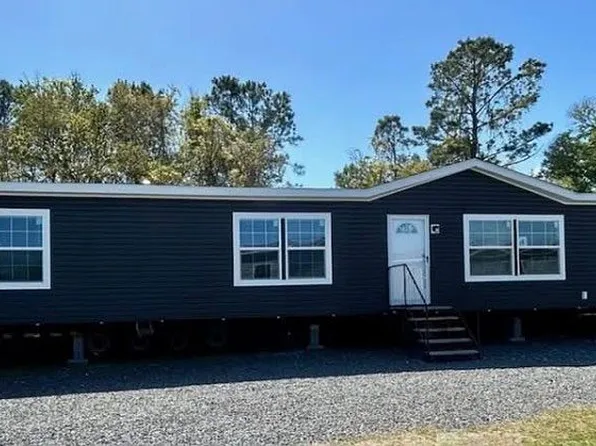 120 Htbrown Ln, Magnolia, NC 28453