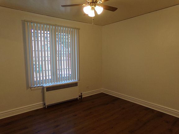 5th image of 1050 N Pearl St APT 106