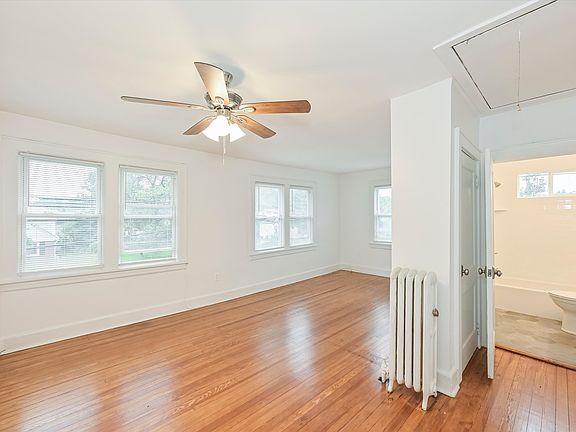 5th image of 230 W Madison Ave Floor 2