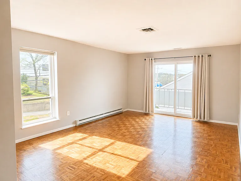 405 Langley Rd #2A — Photo 9