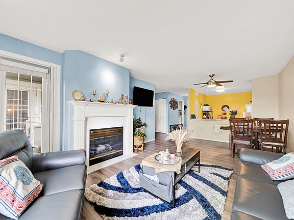 2nd image of 15160 108th Ave #308