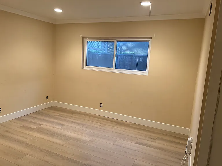 2780 Diana St — Photo 10
