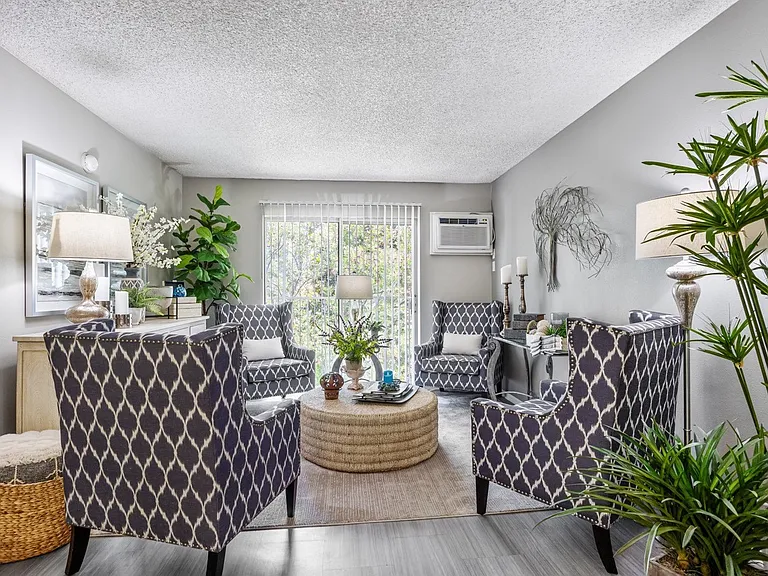 Sun City Gardens - 55+ Active Adult Apartments — Photo 17