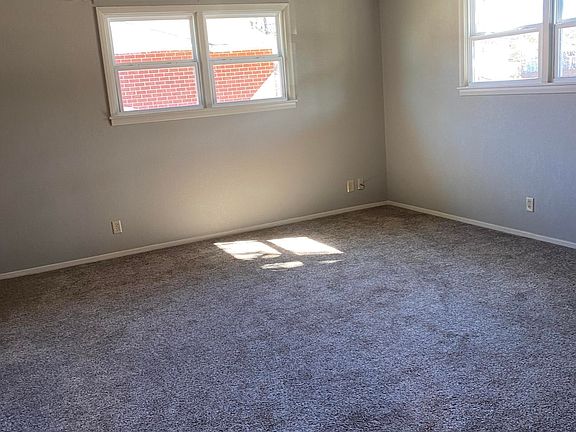 2nd image of 4318 Mesa Cir