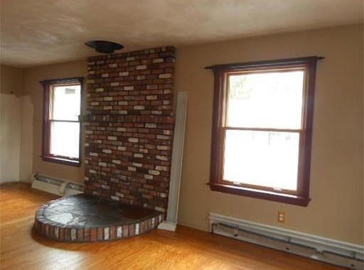 3rd image of 5 Bellevue Ave