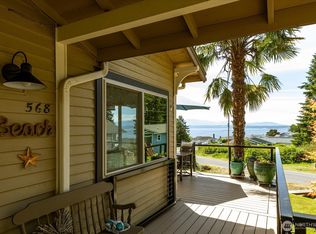 568 Dolphin Dr, Freeland, WA 98249
