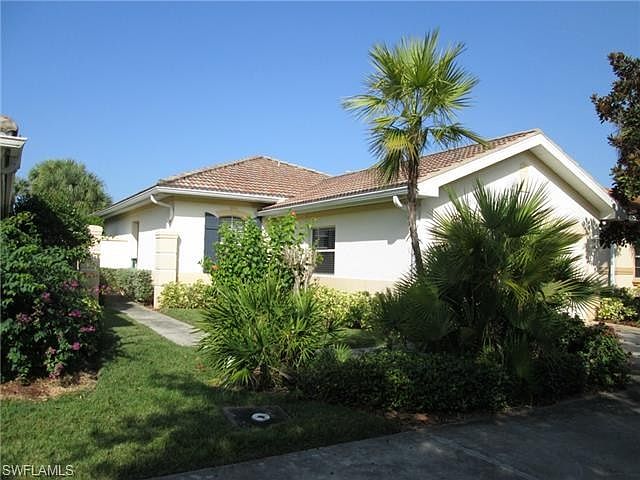 1st image of 10695 Avila Cir
