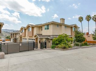 7028 Valmont St #A, Tujunga, CA 91042