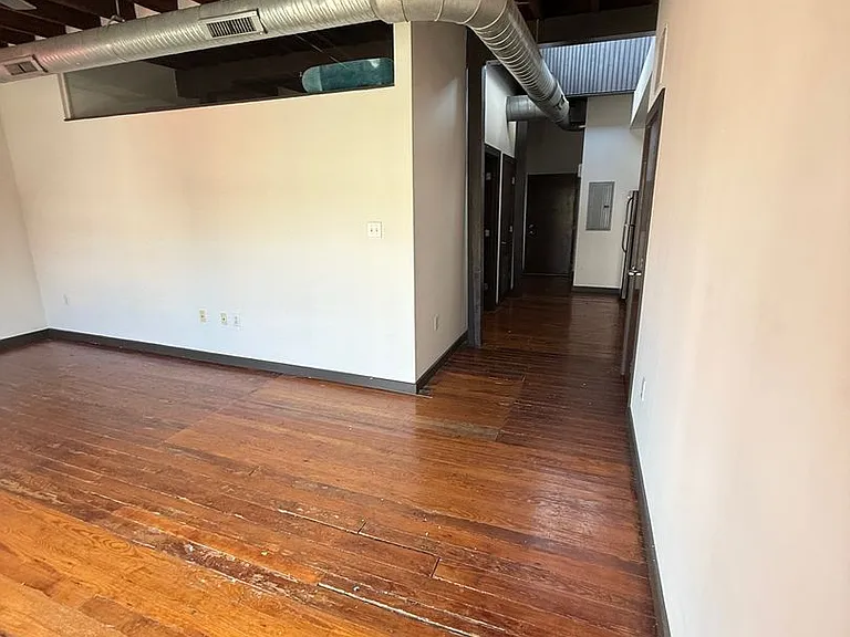 703 N Harrison Street 410 Hancock St — Photo 19