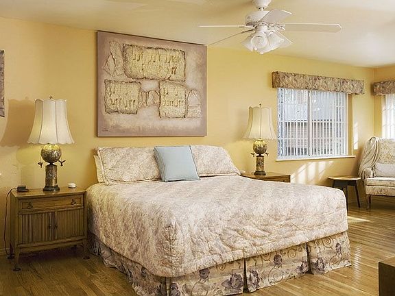 5th image of 1530 Valley Ranch Cir
