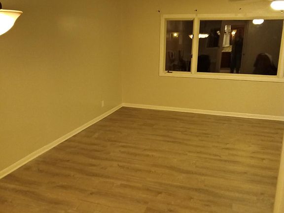 5th image of 220 Beckwith Ave #220