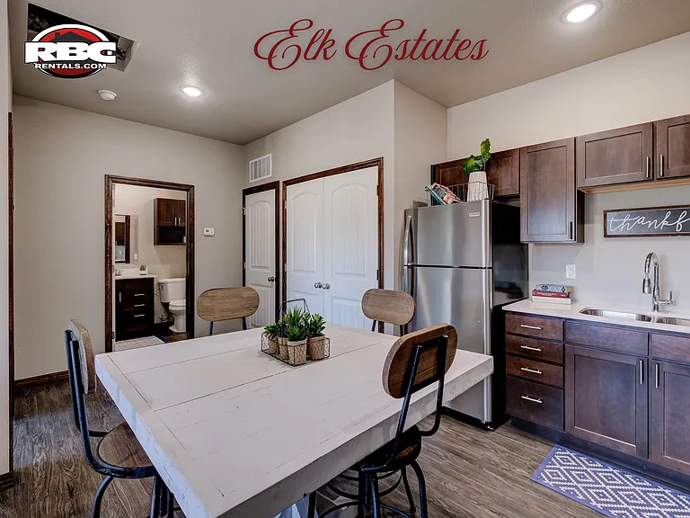 Elk Estates, Carthage, MO — Photo 18