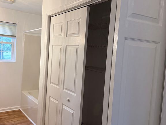 5th image of 580 Shinnville Rd