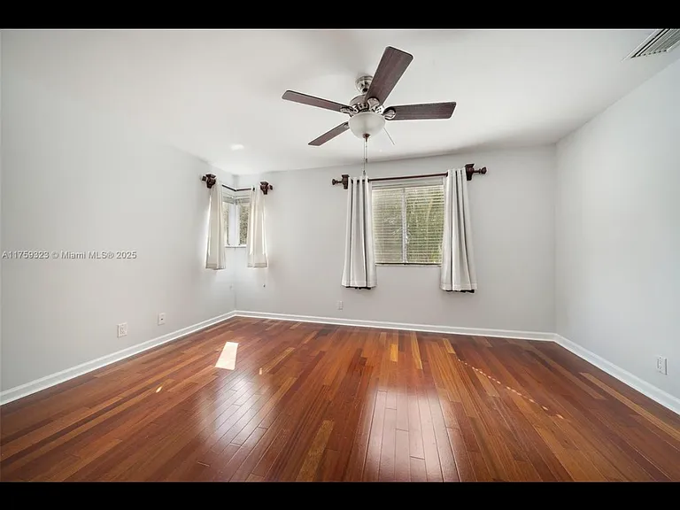6351 Riverwalk Ln #4 — Photo 25