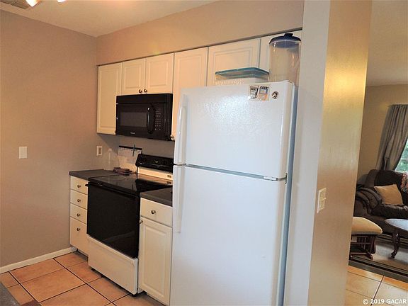 5th image of 4216 NW 20th Dr