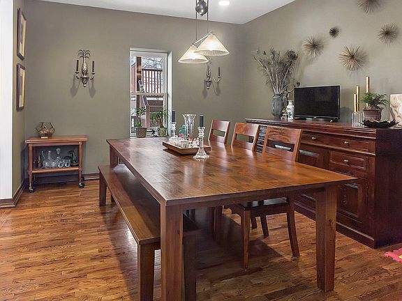 5th image of 3827 N Kenmore Ave #1N