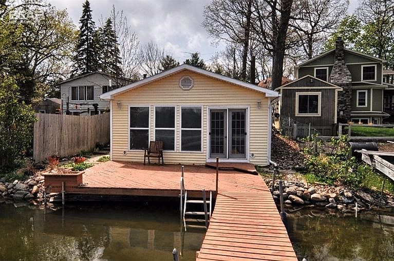 2nd image of 6551 Hartwood Dr