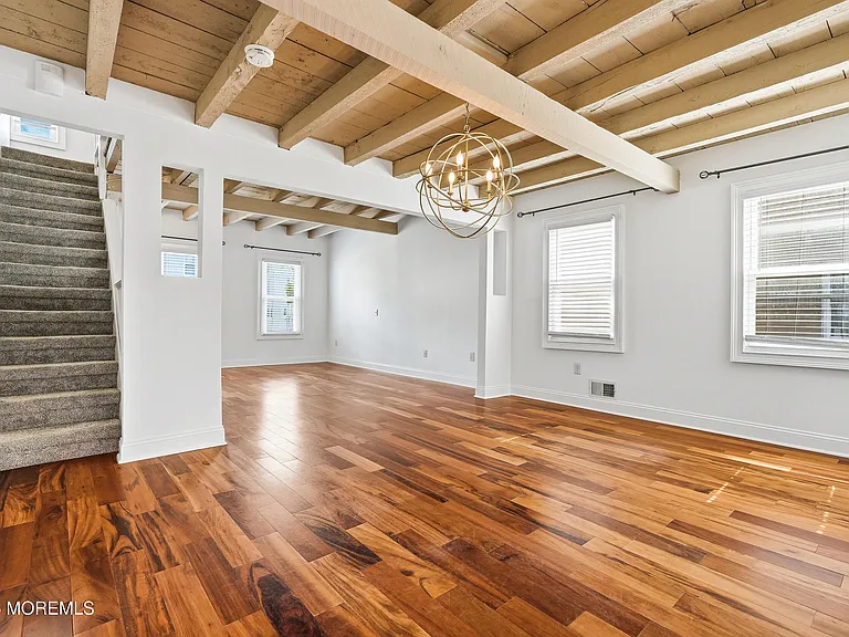69 Linden Pl — Photo 11