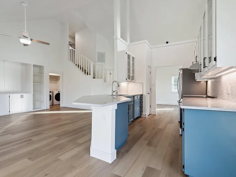 4 Concord Cir — Photo 8