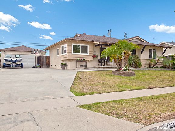 2nd image of 16266 Heathfield Dr