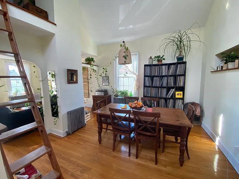 25 Clark St #2 — Photo 3