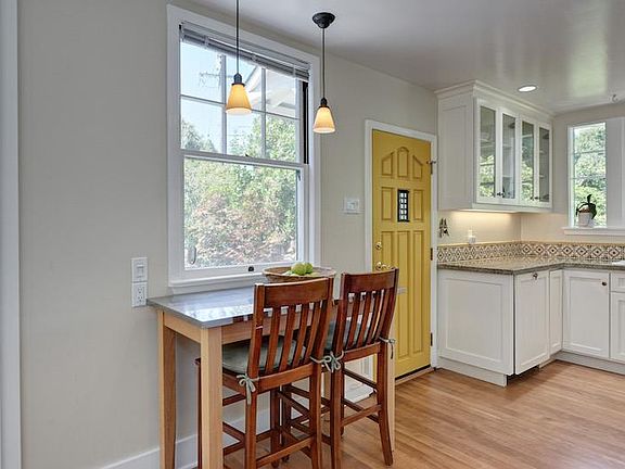 5th image of 14346 Wildwood Way