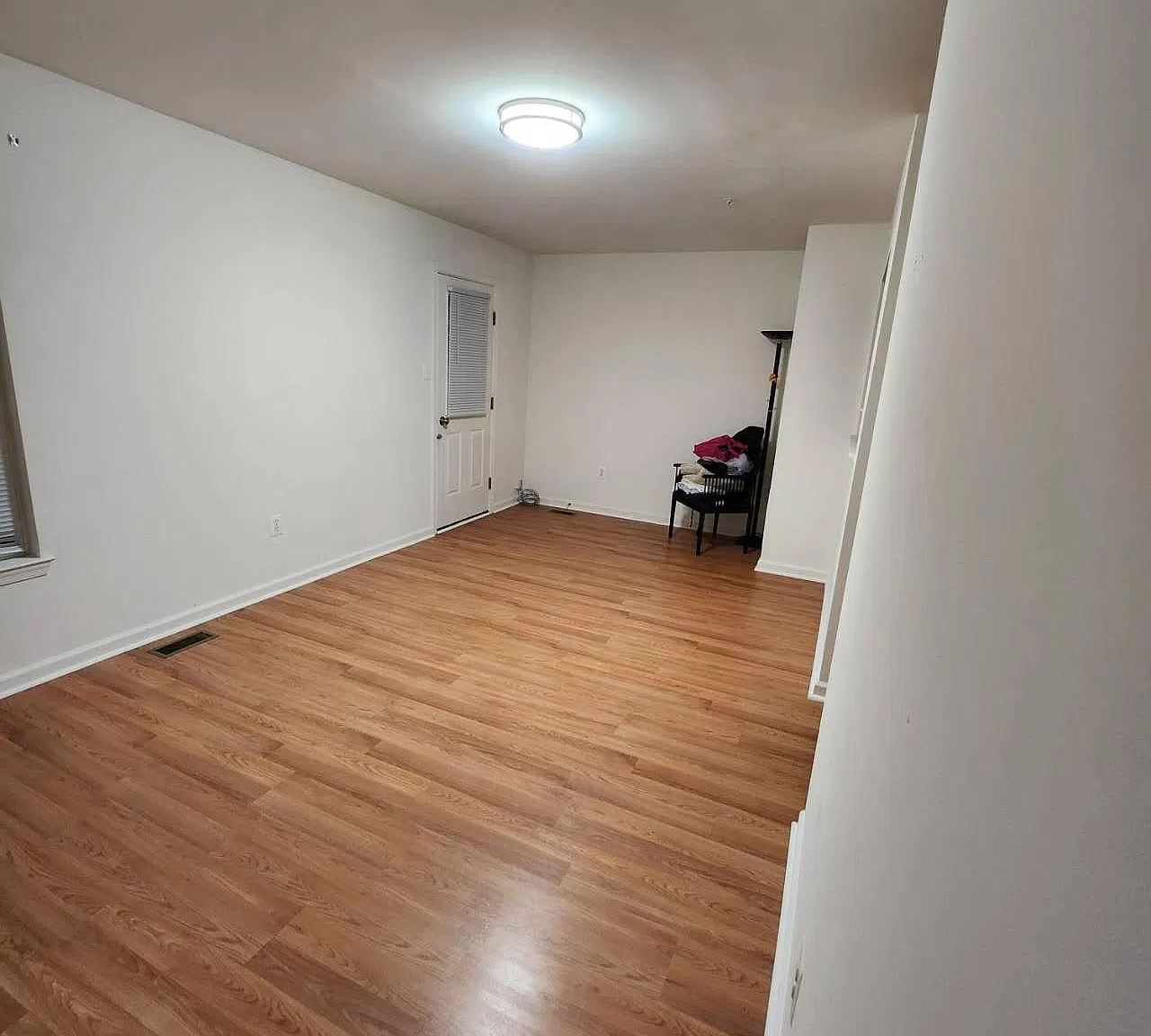 3 bed, 2.5 bath, 1648 sqft, $2,700 — Photo 2