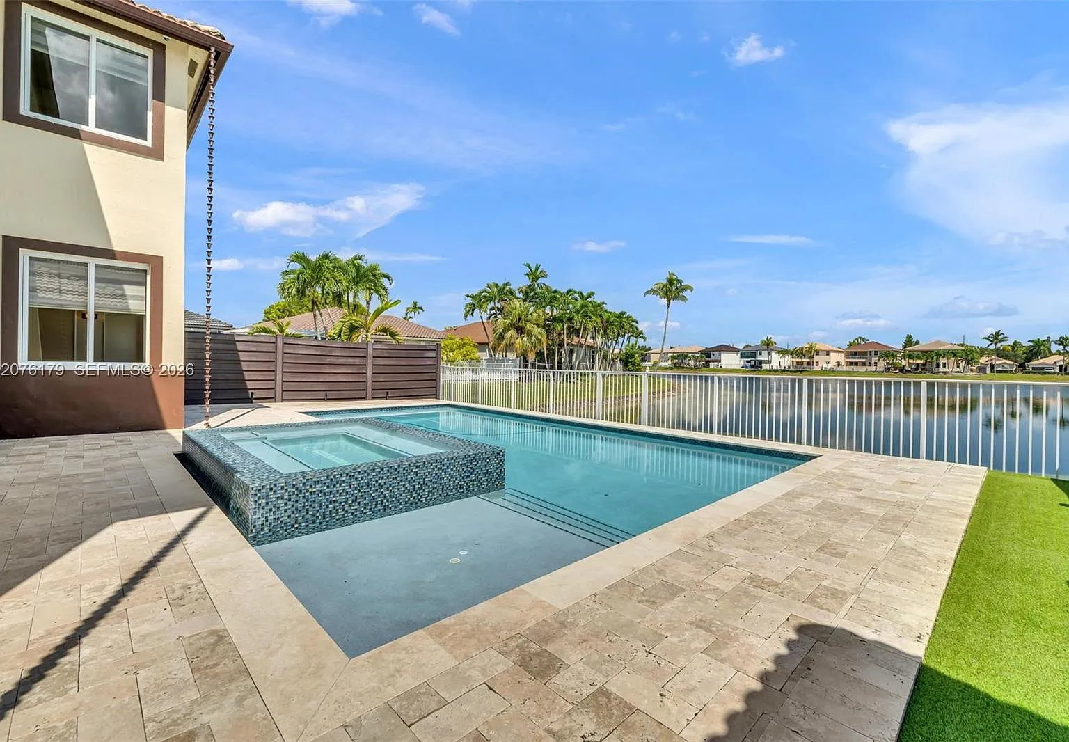 5 bed, 2916 sqft, $6,000 — Photo 4