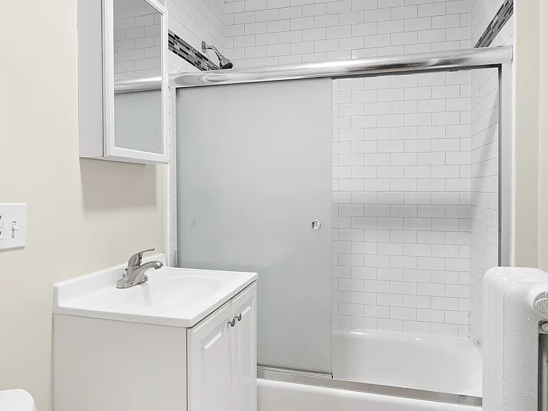 43 Wentworth St #1 — Photo 12