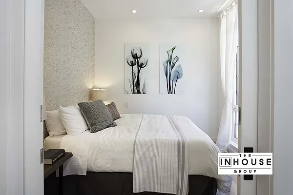 Sold by The In House Group | media 9