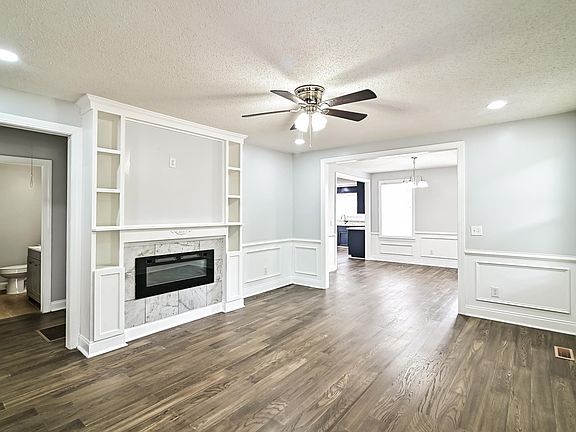 3rd image of 1 Kenilworth Ave