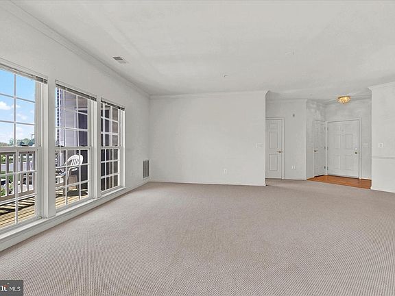 5th image of 7925 Briarglen Dr Unit F