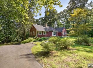 34 Hillcrest Rd, Boonton Township, NJ 07005