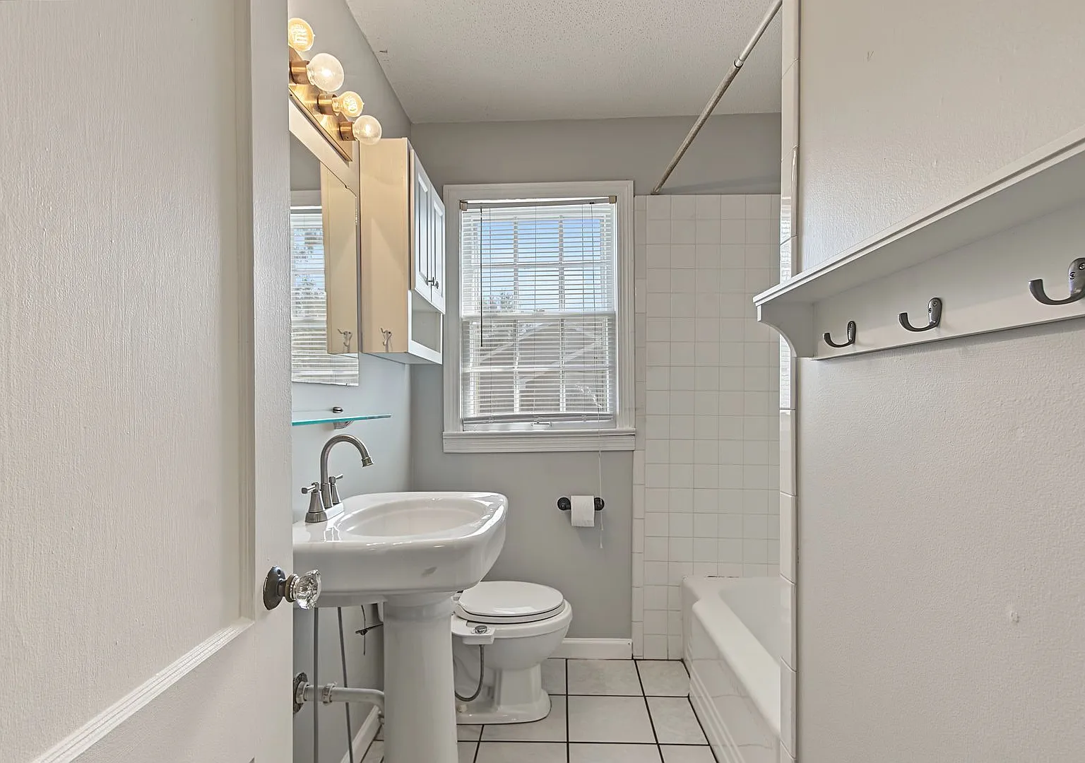 Great Home in Arcadia — Photo 4