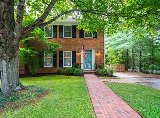 608 Camino Dr #A, Lexington, KY 40502