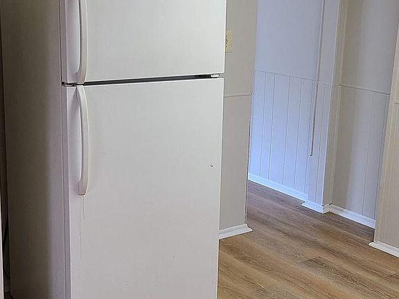 Kitchen to living room