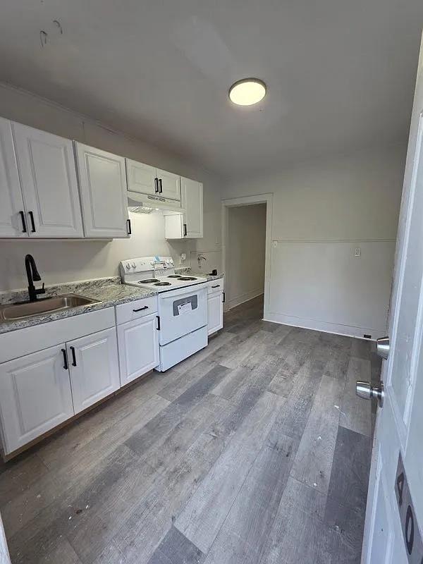 4 bed, 1500 sqft, $1,750 — Photo 1