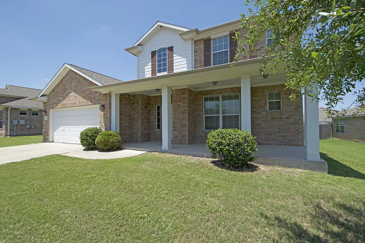 Building Photo - 6800 Cromarty Ln